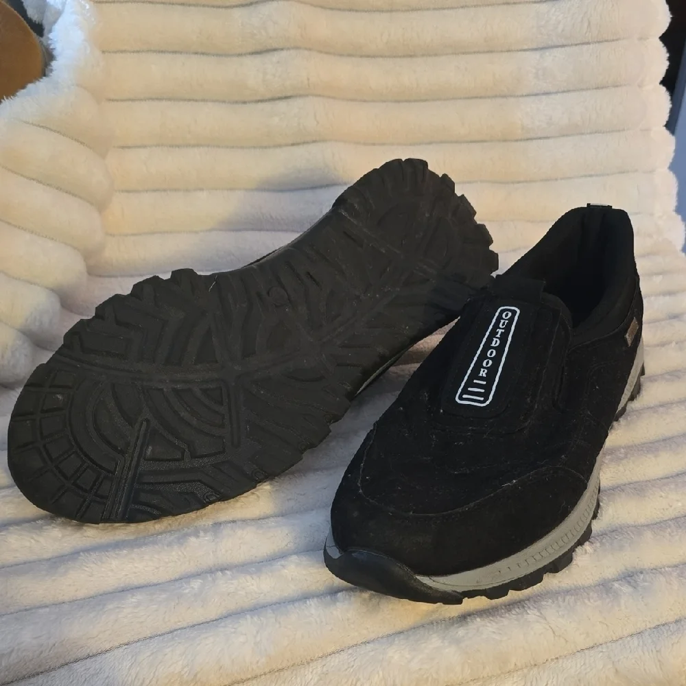 Outdoor Black and Gray Men's Slip-On Sneakers